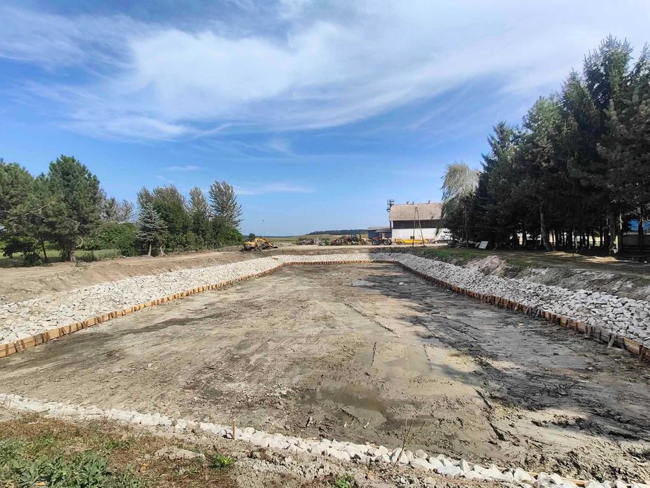 Kopanie stawów faszynowanie brzegów  melioracja  budowa pomostów