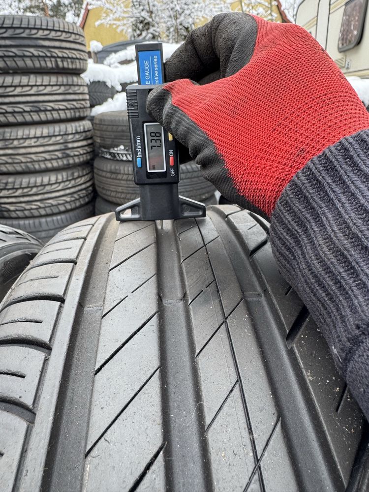 Opony 215/50R18 Bridgestone Turanza 2x7.8mm 2x7.4mm