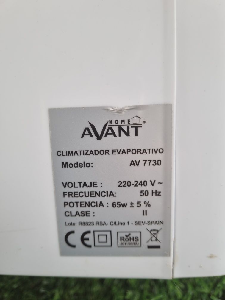 Refrigerador/humidificador de ar