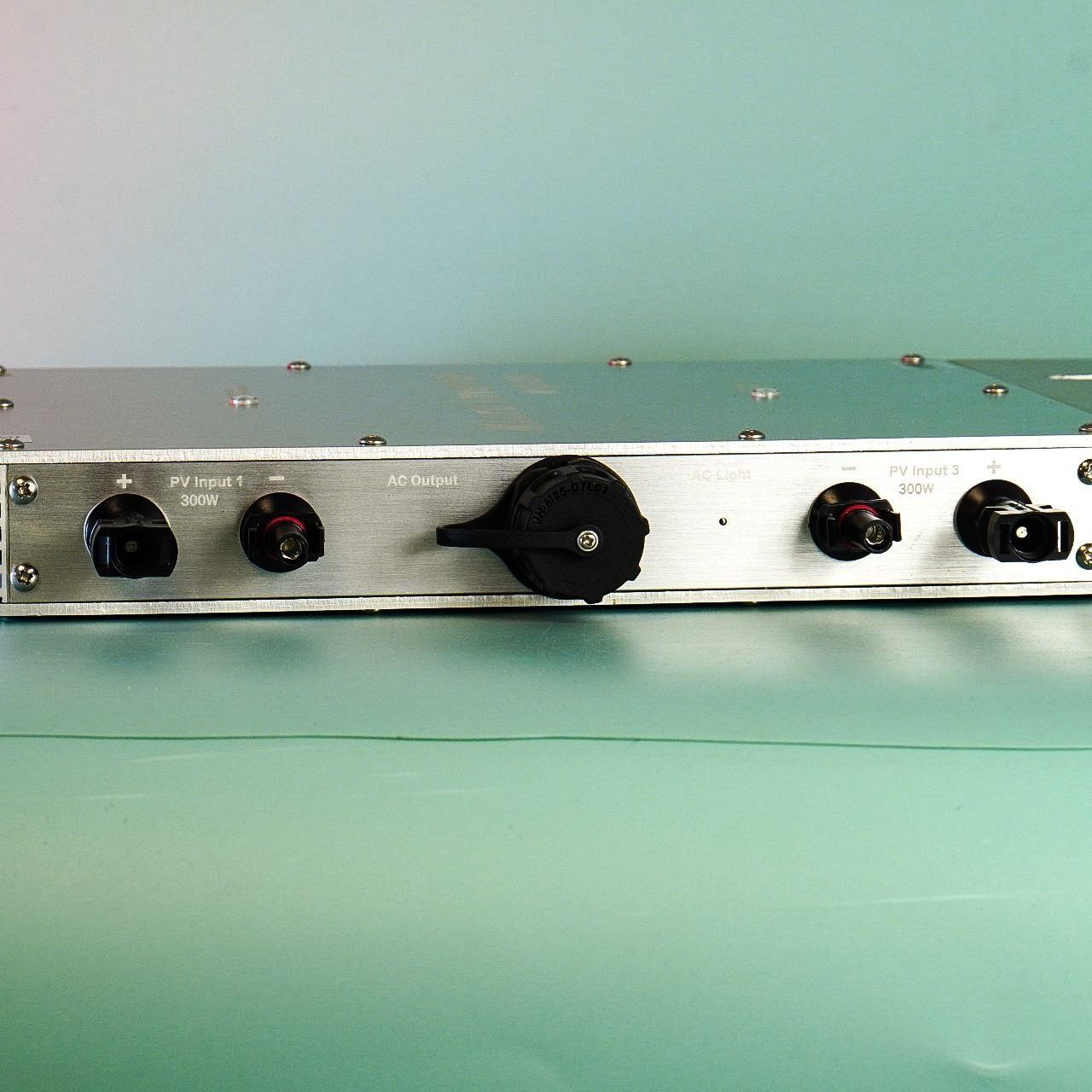 Інвентор-Сетевой инвертор MPPT Micro Grid Tie 1200Вт для солнечных пан