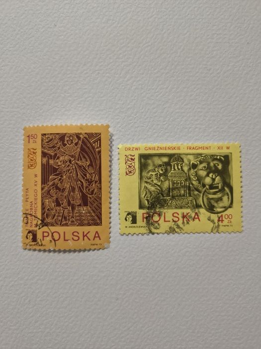 Polska – Drzwi Gnieźnieńskie, Płyta nagrobna – ze