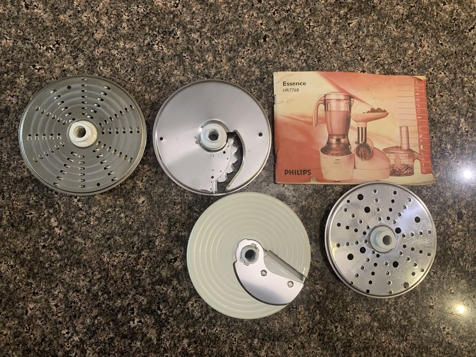 Терки от кухонного комбайна Philips Essence HR7768
