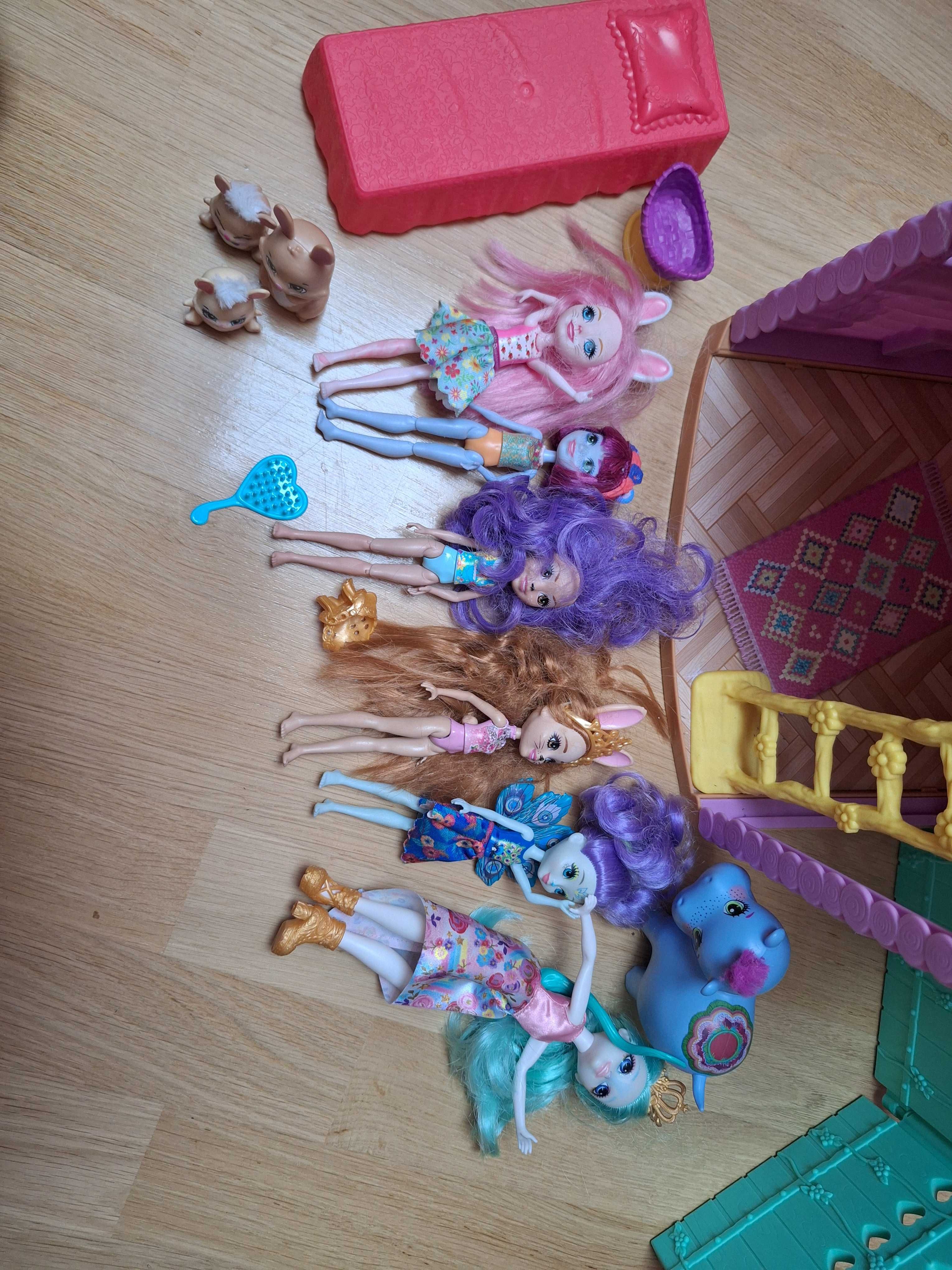 Domek Enchantimals plus lalki