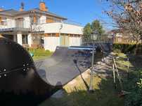 Backyard Skatepark Prywatny RESI Flybox Spine Rollin Quarter
