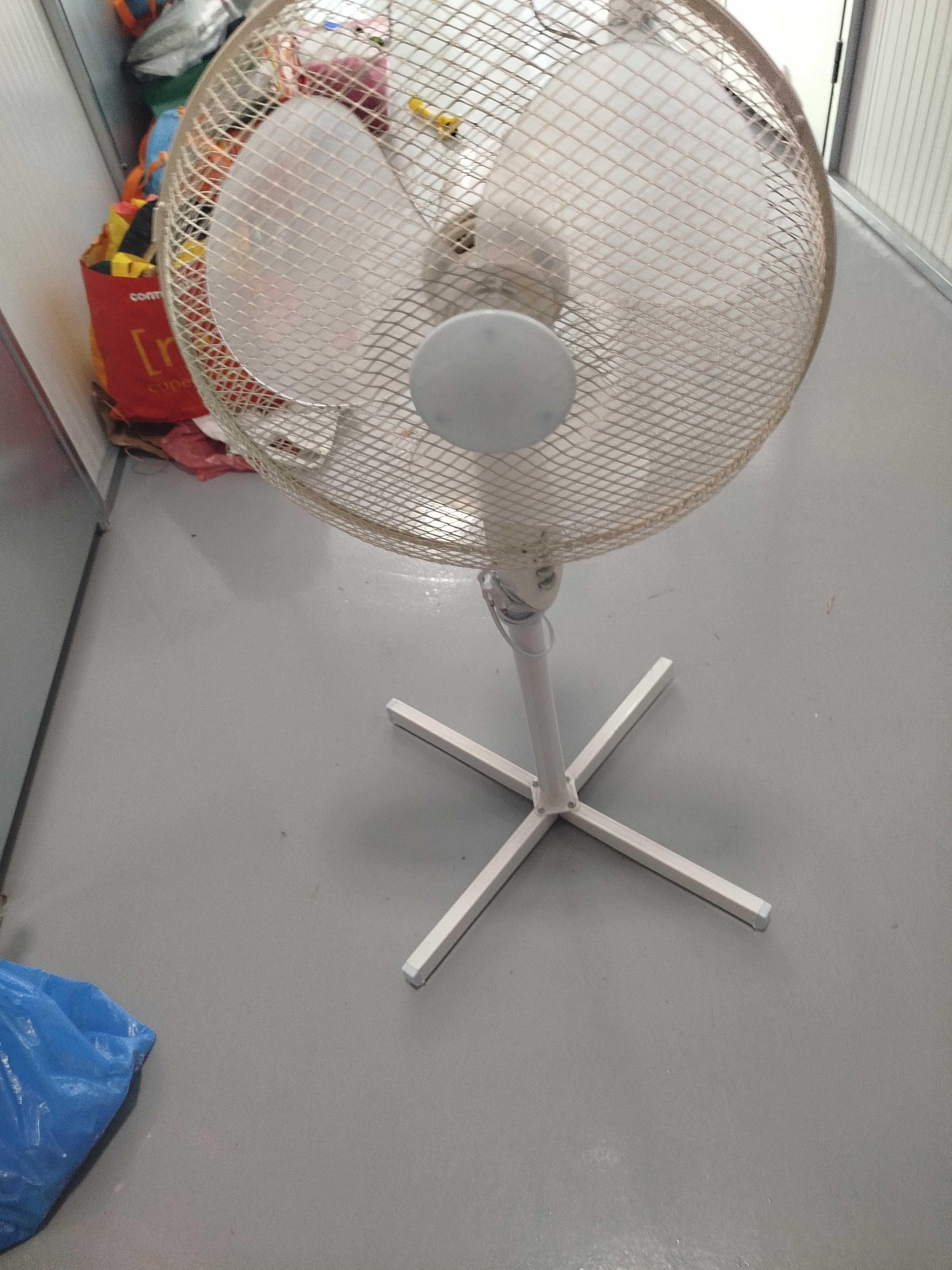 vendo ventoinha com pé