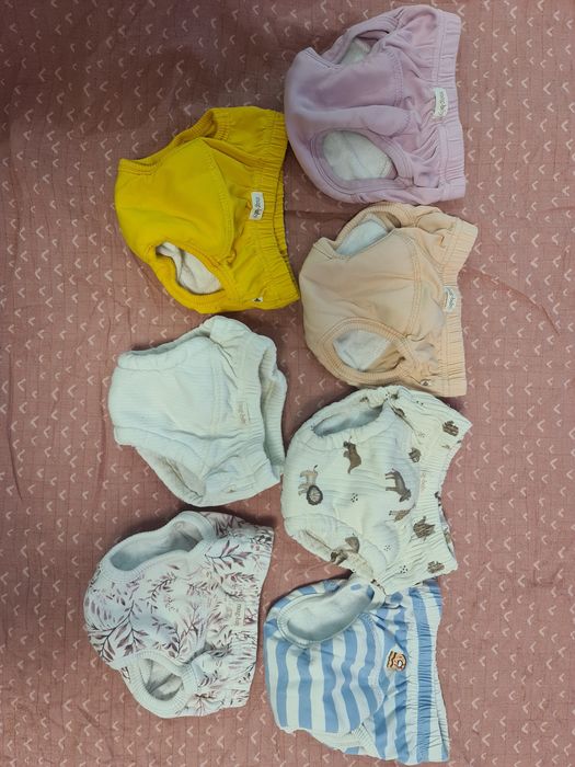 Продам б/в тренувальні трусики для дівчинки розмір 2 (9-15 кг)