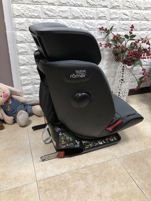 Автокрісло Britax Romer ADVANSAFIX IV R Група 1/2/3 (9-36кг) брітакс