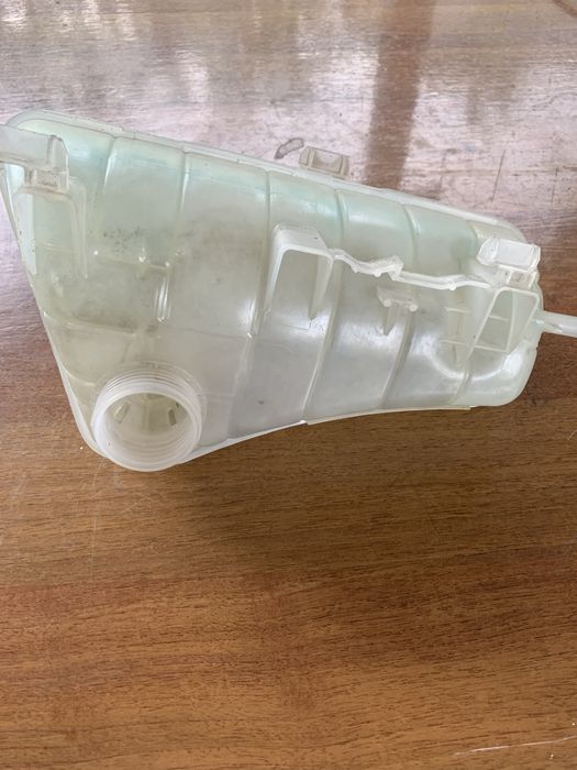 Расширительный бачек Рено Кенго 2, Фиат Добло 263