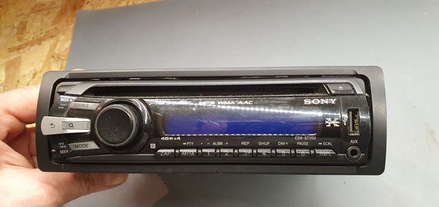 Radio Sony CDX GT35U