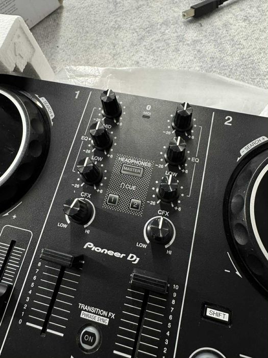 Konsola DJ Pioneer DDJ-200