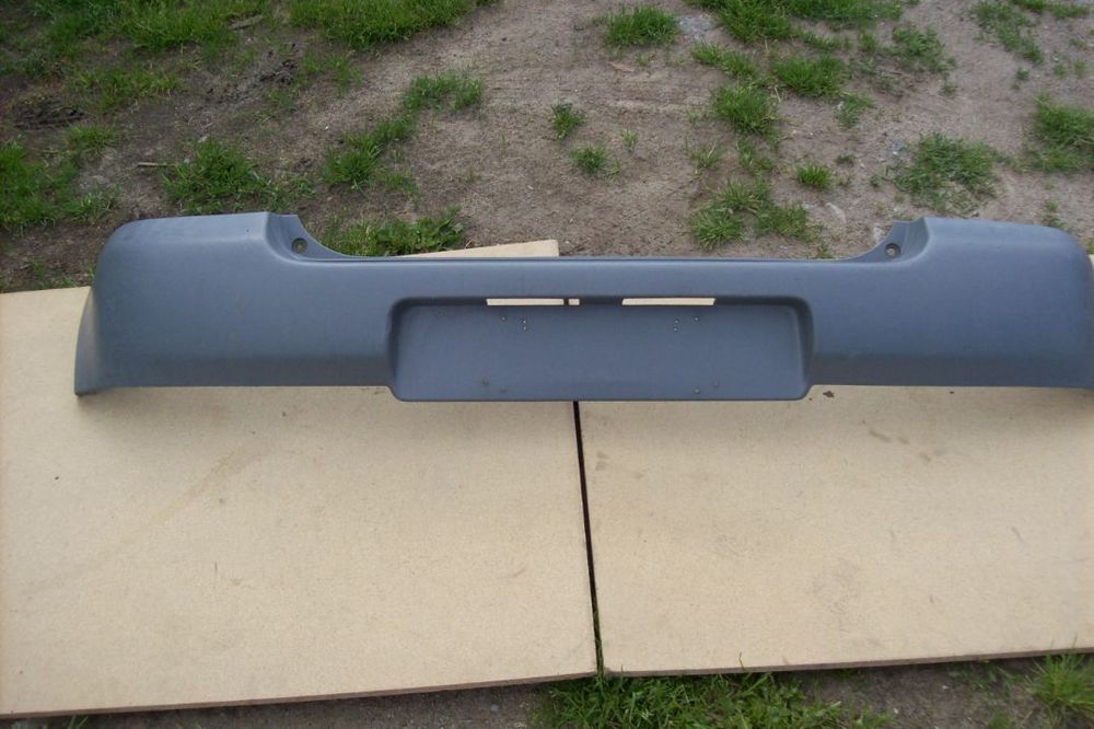 ZDERZAK TYLNY TOYOTA YARIS I