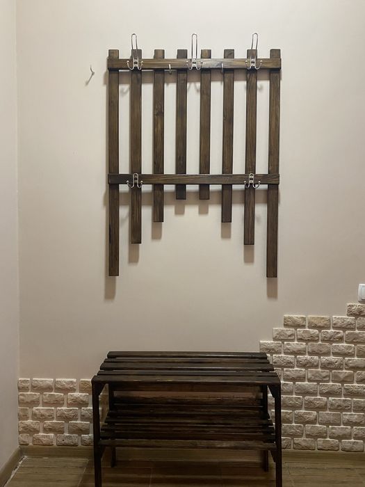 Підставка для взуття в прихожу