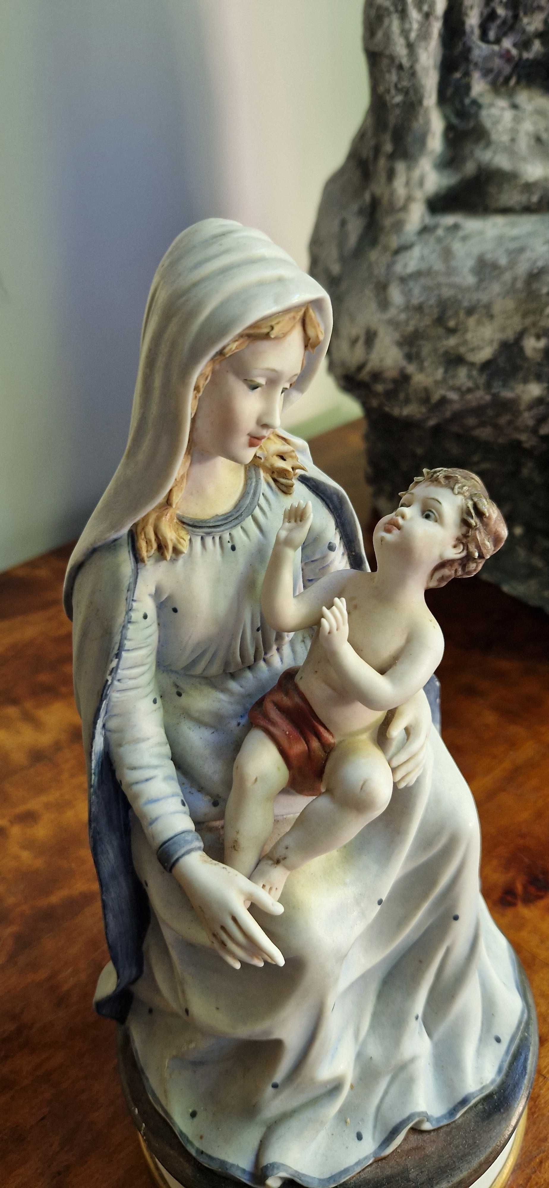 Aukcyjna rzezba Maryja Jezus porcelana biskwit Wlochy Giuseppe Armani