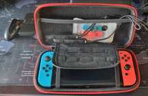 Nintendo Switch OLED + futerał (gwaranacja do listopada)