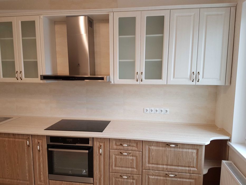 Продам 1к. квартиру, 4 эт., в массиве "Радужный"/Небесной сотни, Одеса