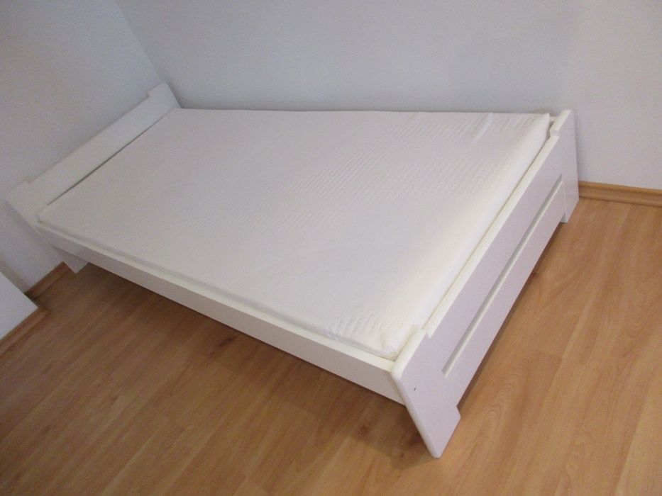 Łóżko białe sosnowe lakierowane z materacem nowe 80x200 90x200