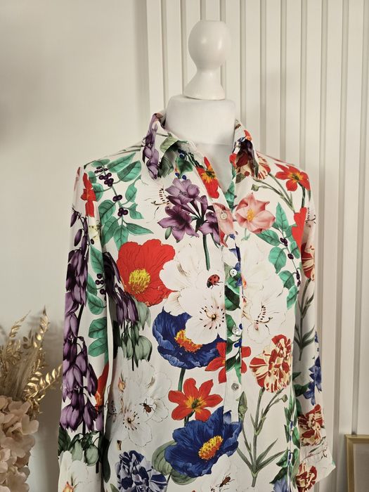 Zara sukienka 36 S biała kwiaty kolorowa prosta koszulowa guziki