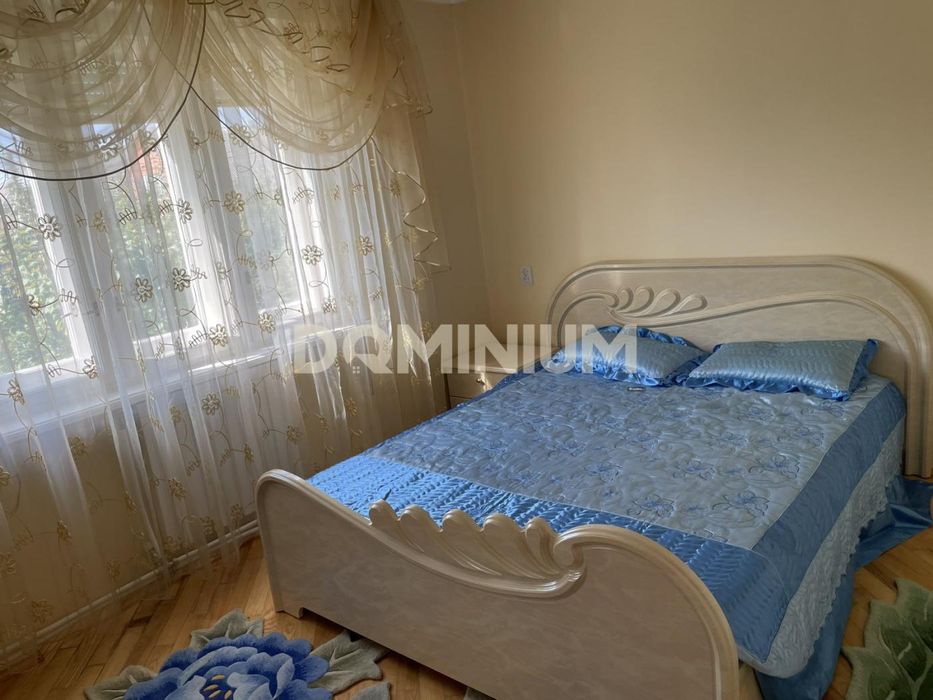 Продаж Будинок м,Виноградів