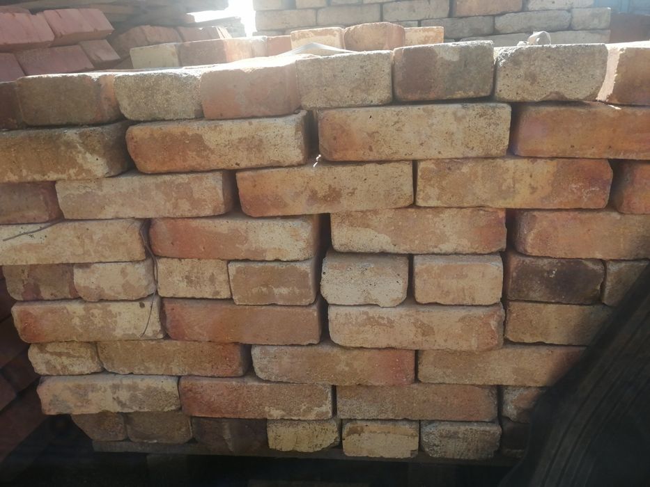 Кирпич красный, цегла и огнеупорный б/у.