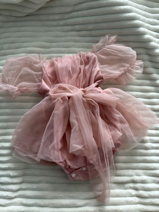 Святкова дитяча сукня з фатіну