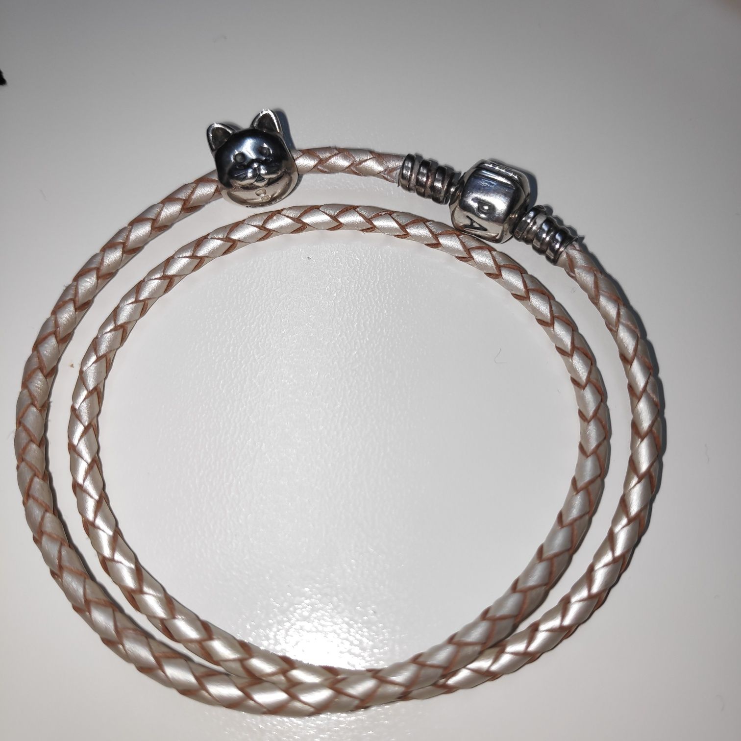 PANDORA Pulseira / Colar  e Conta em prata, couro branco perola