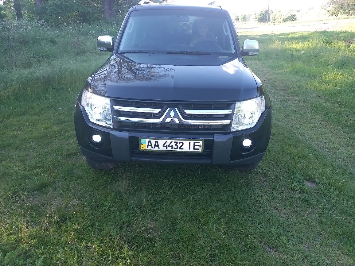 Mitsubishi Pagero  Vagon IV ( Міцубісі Паджеро Вагон 4)