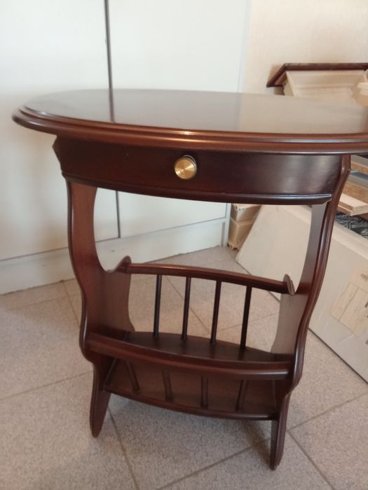 Móvel porta revista