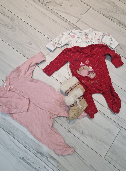 Paka ubranek dla dziewczynki 62/68