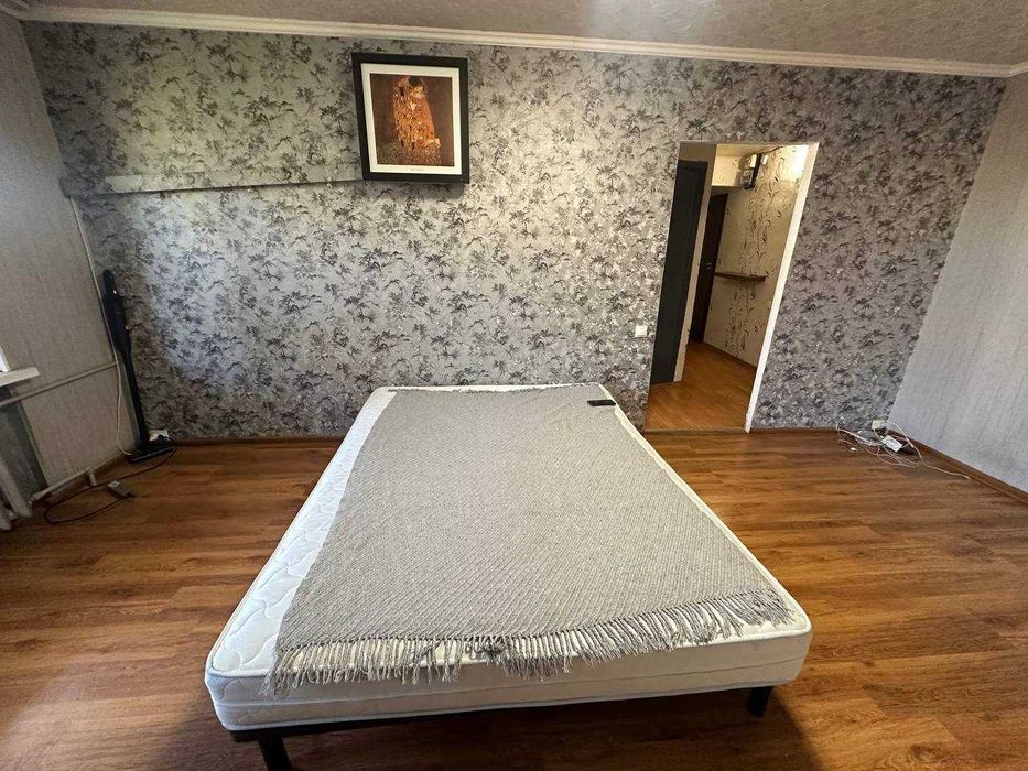 Здам в оренду 2к квартиру Алана Шепарда 11Б хороший житловий стан