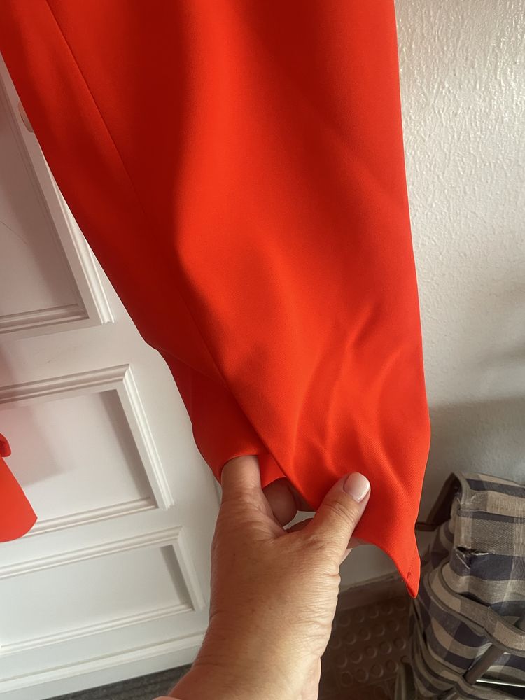 Fato laranja da Zara, calca e tunica