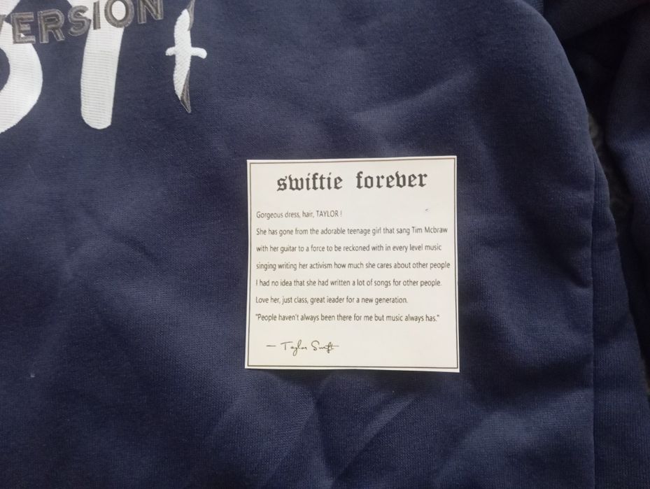 Sweatshirt Taylor Swift 1989 azul marinho