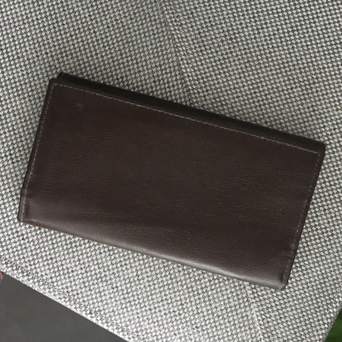 Duży i pojemny skórzany portfel nowy