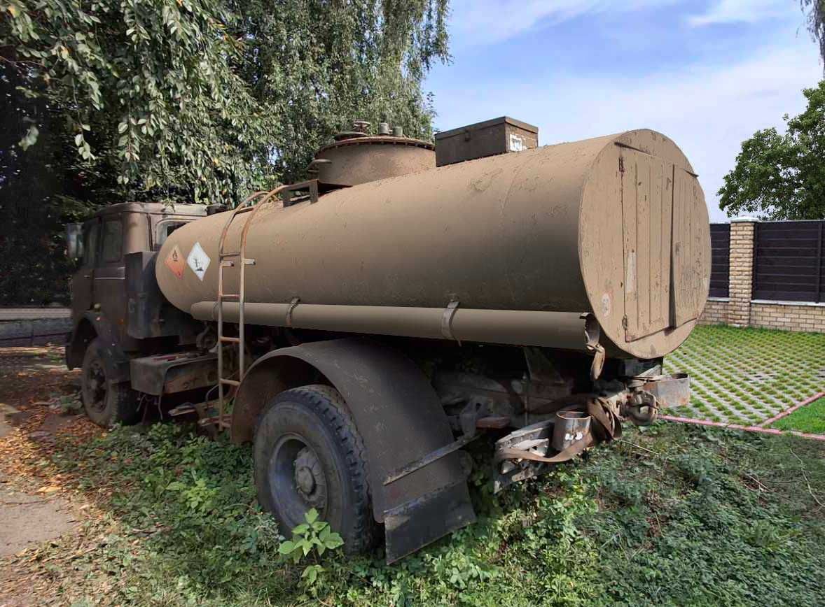 Причіп  бочка . Цистерна. . Ємність. 8120 л. МАЗ.