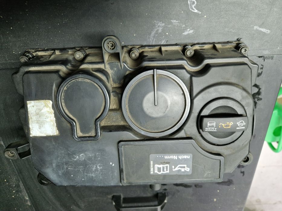 Pokrywa zaworów do Skoda Seat 1.9TDi 105KM  BLS BMM BSU BMP BMT