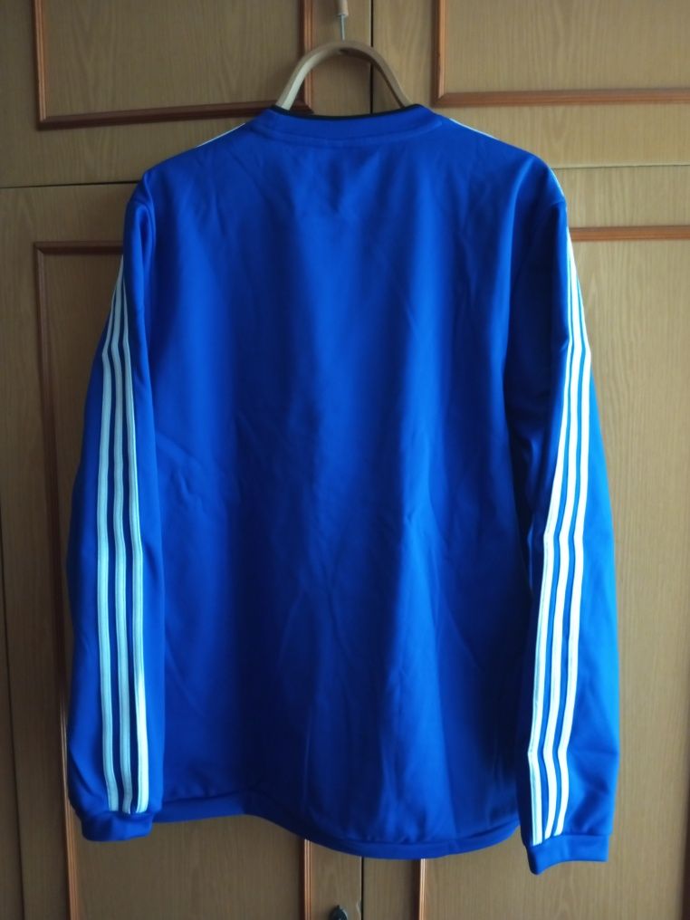 Продам новый реглан Adidas размер L