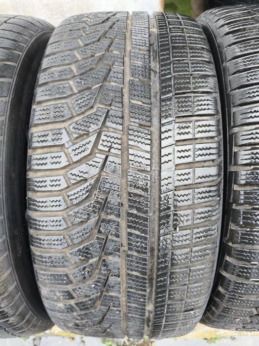225/40/18 шини зимові Hankook® Winter I*Cept EVO2 XL