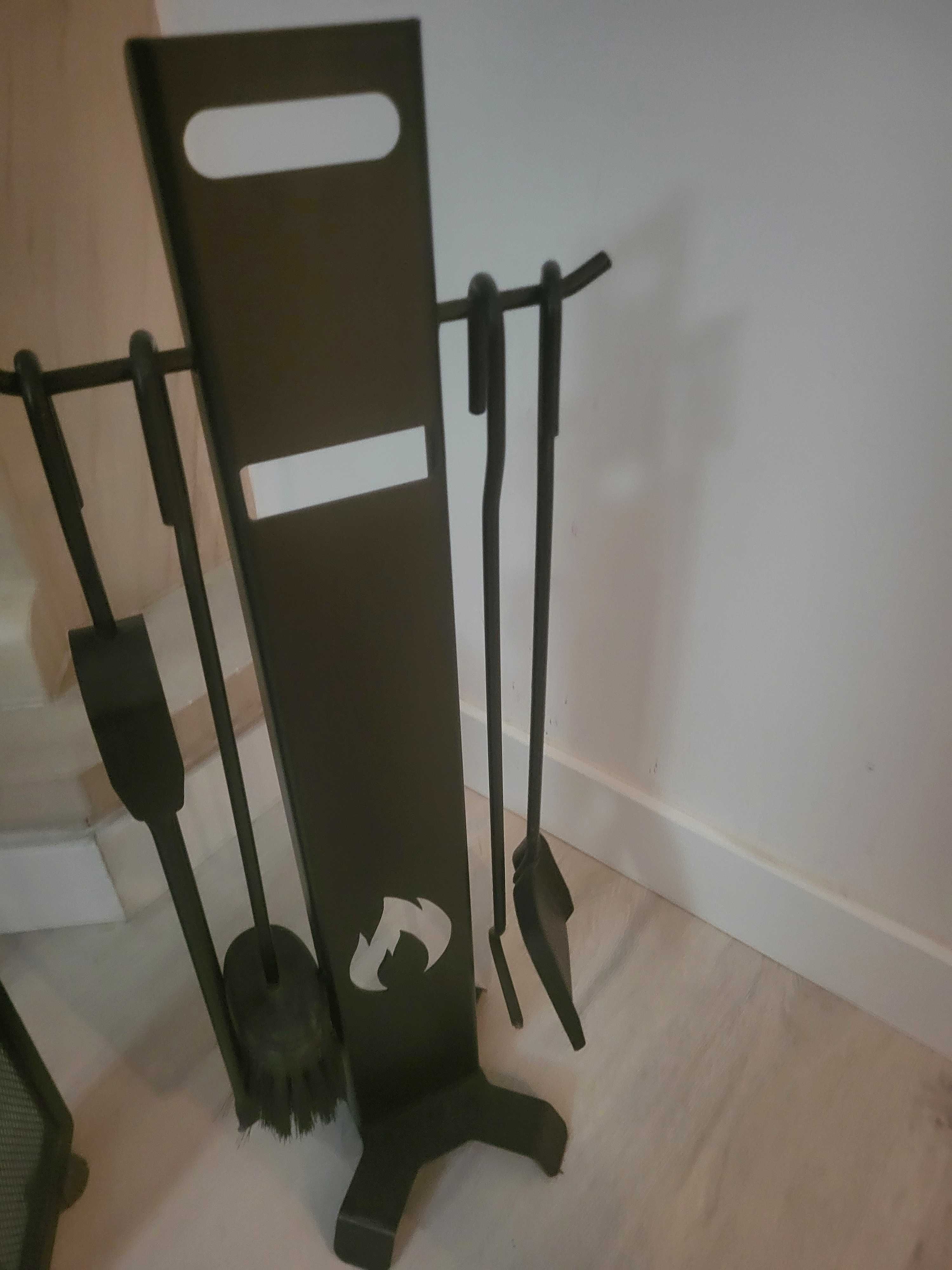 Conjunto de acessórios para lareira