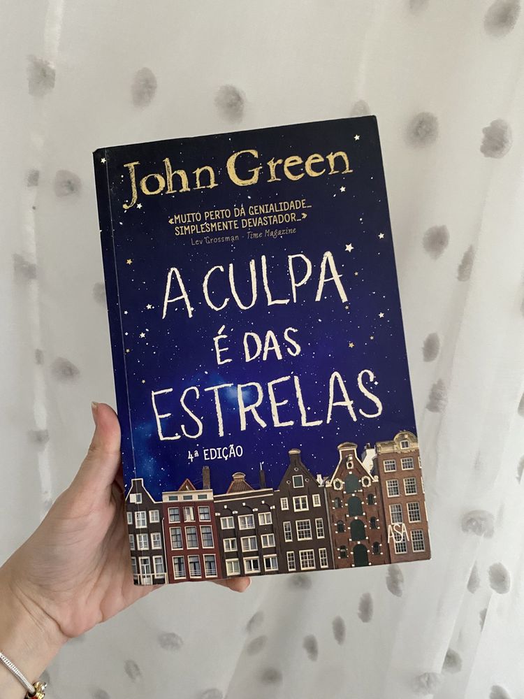 Livro “A Culpa É das Estrelas”