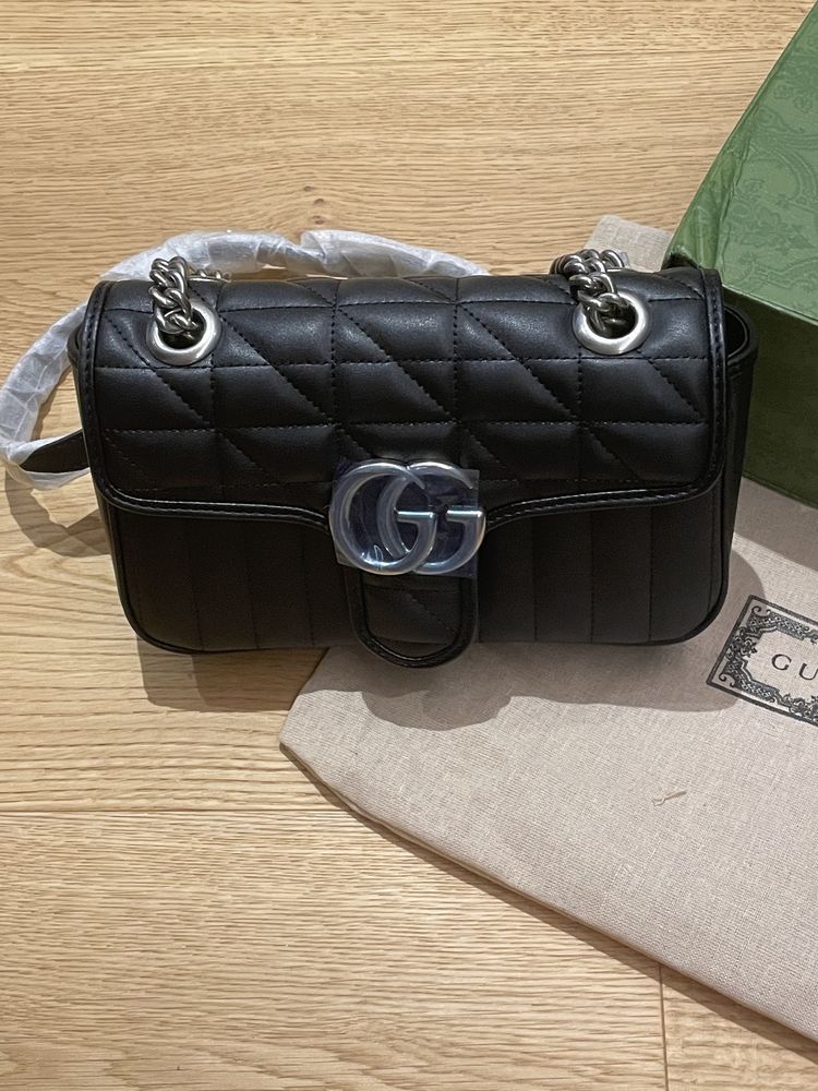 Carteira Gucci Marmont