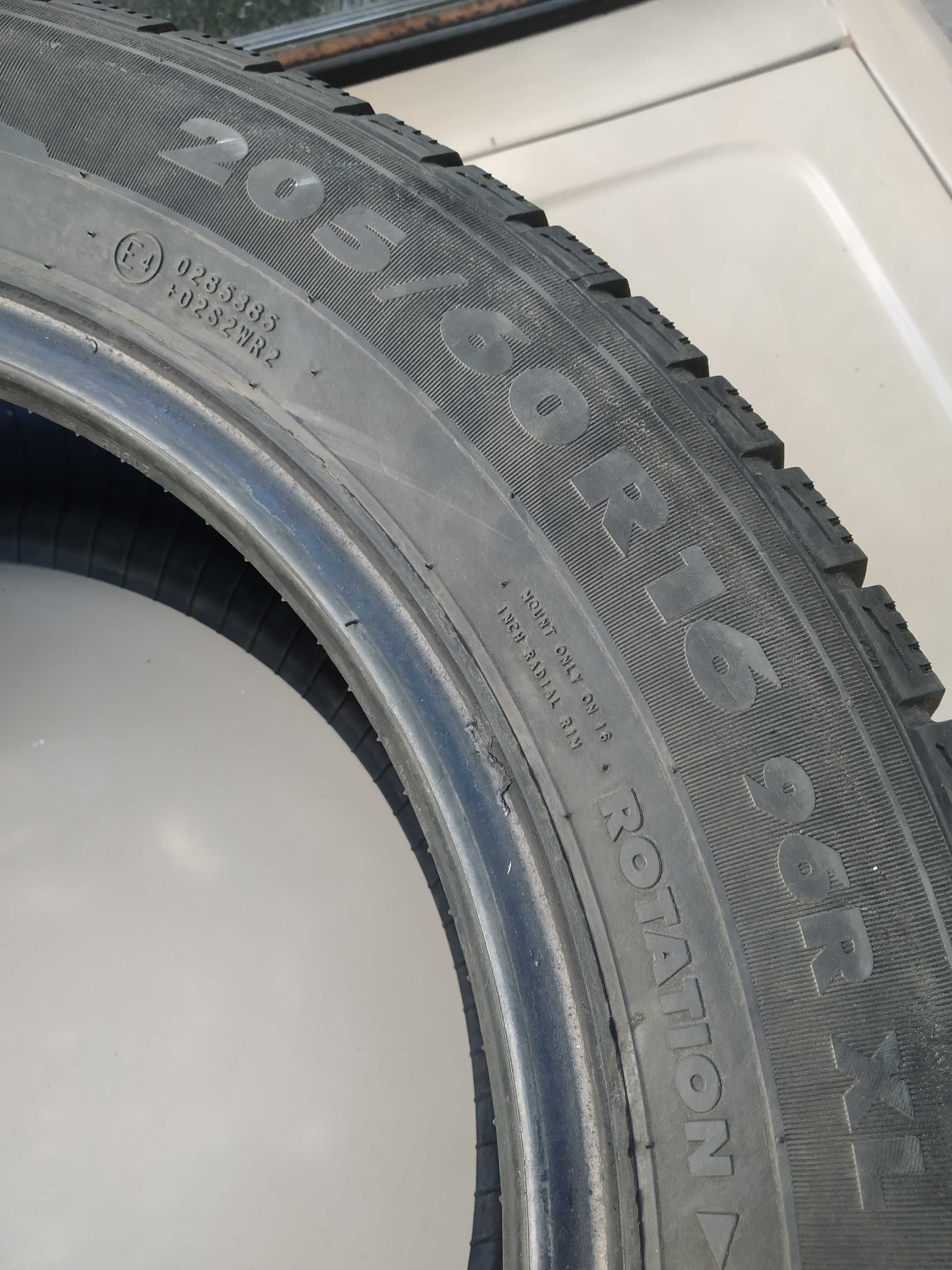 Шина Nokian 205/60R16