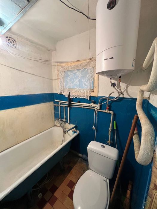 Продам 2х.ком. Камянское ,правый берег ,р-н 9 больницы