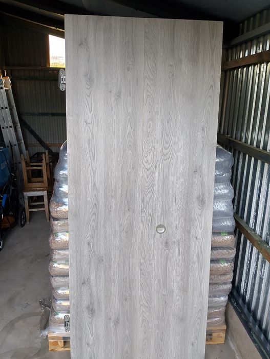Drzwi  80  nowe wewnętrzne