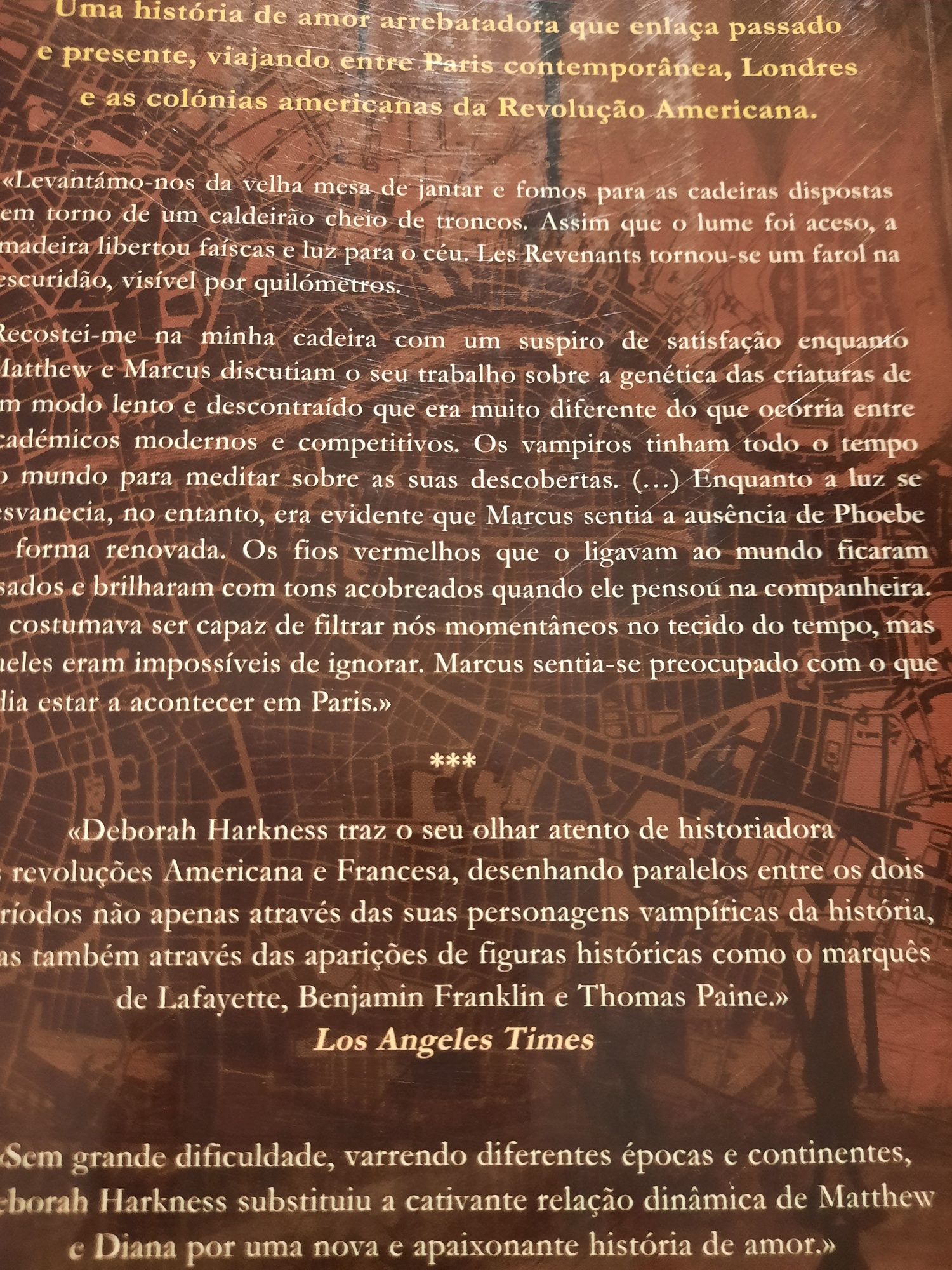 Livro-Uma viagem pelo tempo"A noite de todas as Almas"Deborah Harkness