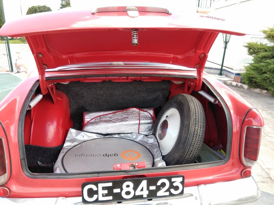 Clássico Ford Taunus 12M SUPER