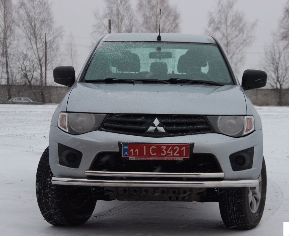 Кенгурятник Mitsubishi L200 Захист переднього бампера