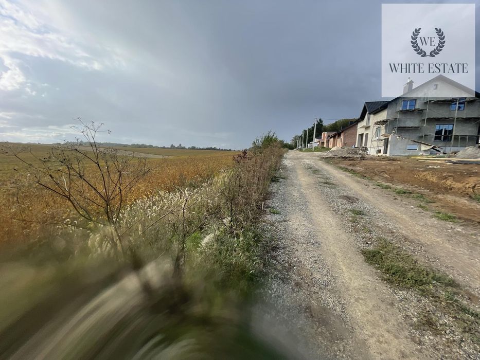 Продаж земельної ділянки с. Підгородне