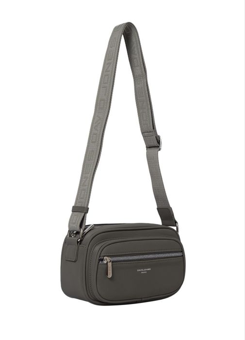 Розміри: ширина 22 см, висота 14 см, дно 10 см