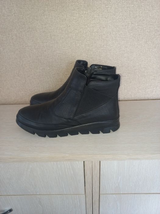 Продам шкіряні черевики
