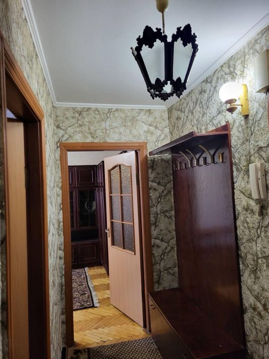 Оренда  2х кімнатної кв-ри в Залізничному р-ні по в.Любінській