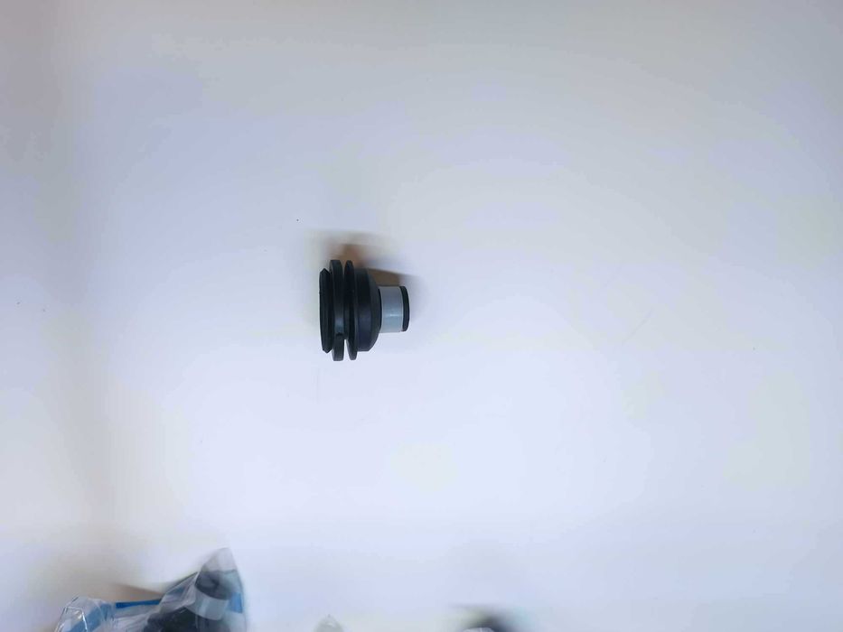 GUMA SPINKA POKRYWY Silnika Renault 1,9 1,5 Dci Megane Scenic II Clio